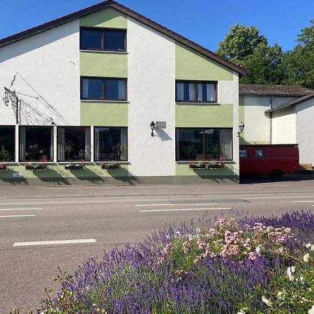 Gastezimmer Dusterhus Gemmingen Luaran gambar