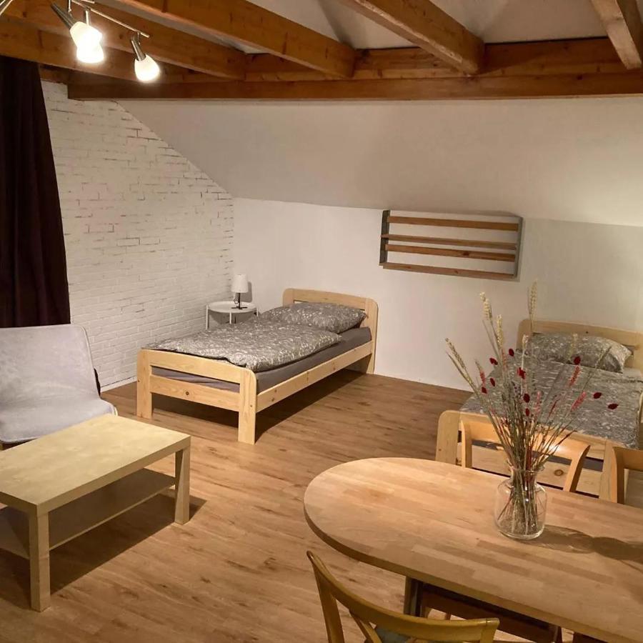 Gastezimmer Dusterhus Gemmingen Luaran gambar